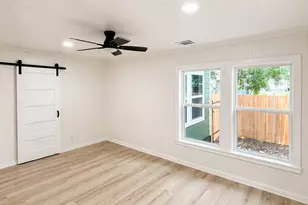 223 NW Front St, Bartlett, TX 76511 - Photo 21