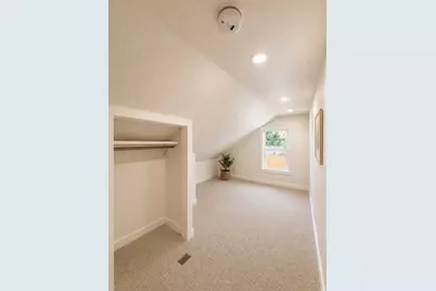 223 NW Front Street, Bartlett, TX 76511 - Photo 29