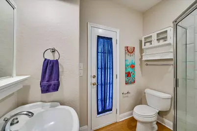 220 2 Mile Lane, Smithville, TX 78957 - Photo 17