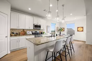 304 Santa Maria St, Georgetown, TX 78628 - Photo 7