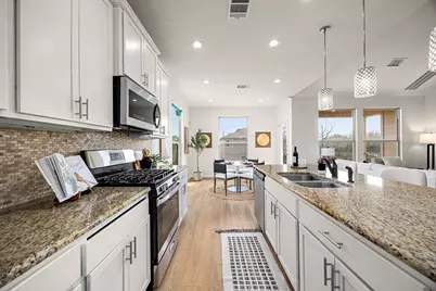 304 Santa Maria Street, Georgetown, TX 78628 - Photo 9