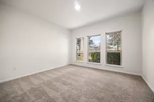 304 Santa Maria St, Georgetown, TX 78628 - Photo 17