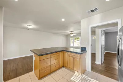 2631 W 45th Street, Austin, TX 78731 - Photo 9