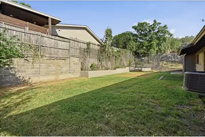 2600 Oakhaven Drive, Austin, TX 78704 - Photo 27