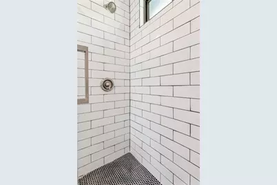 1702 New York Avenue, Austin, TX 78702 - Photo 15