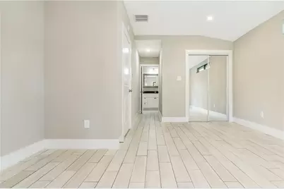 1702 New York Avenue, Austin, TX 78702 - Photo 13