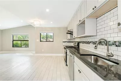1702 New York Avenue, Austin, TX 78702 - Photo 9