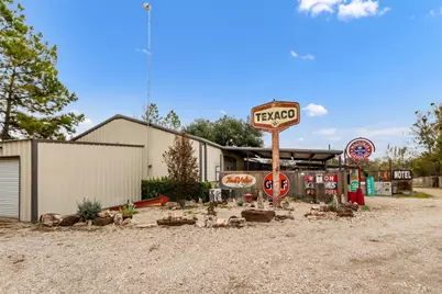 402 Magnolia Street, Gause, TX 77857 - Photo 7