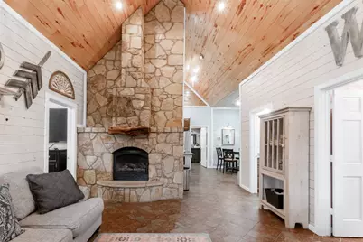 402 Magnolia Street, Gause, TX 77857 - Photo 23