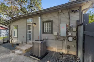 400 E Monroe St, Austin, TX 78704 - Photo 31