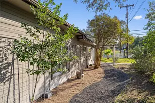 400 E Monroe St, Austin, TX 78704 - Photo 39