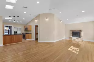 400 E Monroe St, Austin, TX 78704 - Photo 7