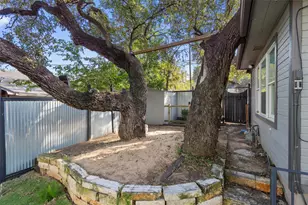 400 E Monroe St, Austin, TX 78704 - Photo 35