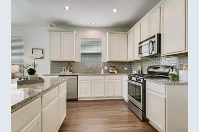 736 Bonnet Boulevard, Georgetown, TX 78628 - Photo 5