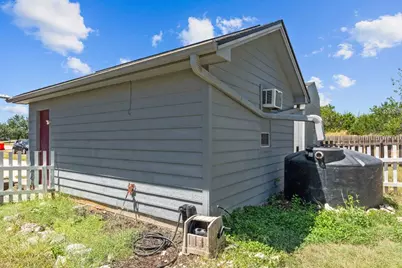 289 Heatherwood Drive, Driftwood, TX 78619 - Photo 35