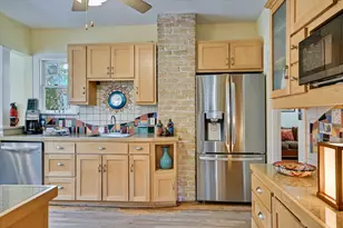 106 W 32nd St, Austin, TX 78705 - Photo 11