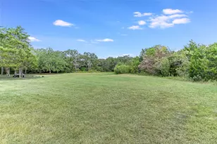 741 Knobbs Rd, McDade, TX 78650 - Photo 27