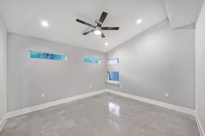 505 W Odell Street #2, Austin, TX 78752 - Photo 9