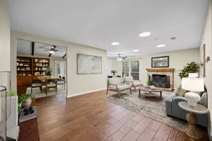 9215 Hunters Trace E, Austin, TX 78758 - Photo 3