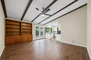 9215 Hunters Trace E, Austin, TX 78758 - Photo 15