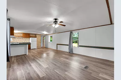 133 Pine Valley Loop, Smithville, TX 78957 - Photo 5