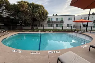 2200 Dickson Dr, Austin, TX 78704 - Photo 31