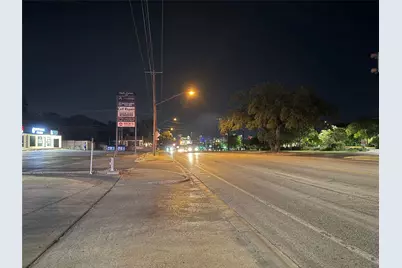 2200 Dickson Drive #127, Austin, TX 78704 - Photo 3