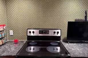 2200 Dickson Dr, Austin, TX 78704 - Photo 17