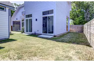 1110 3/4 Fiesta St, Austin, TX 78702 - Photo 31