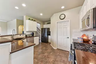 201 Tulip Trail Bend, Cedar Park, TX 78613 - Photo 9