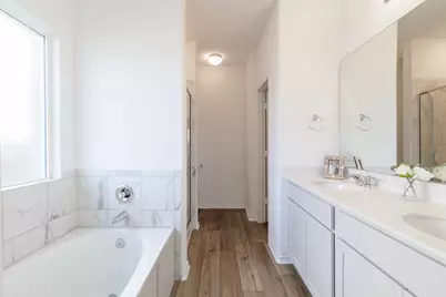 8015 Purple Aster Pass, Lago Vista, TX 78645 - Photo 11