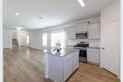 8015 Purple Aster Pass, Lago Vista, TX 78645 - Photo 7
