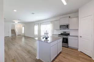 8015 Purple Aster Pass, Lago Vista, TX 78645 - Photo 7