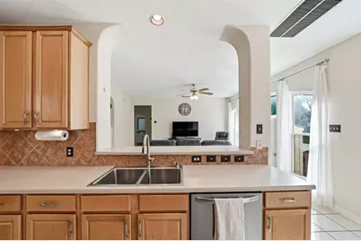 8200 Sunburst Parkway, Round Rock, TX 78681 - Photo 15