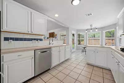 6816 Beatty Drive, Austin, TX 78749 - Photo 17