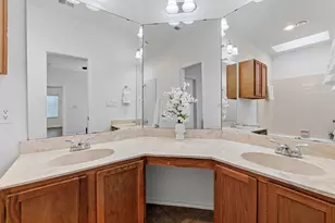 512 Purple Sage Dr, Round Rock, TX 78681 - Photo 17