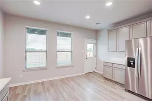 309 Unforgiven Ln, Jarrell, TX 76537 - Photo 15