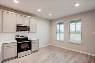 309 Unforgiven Ln, Jarrell, TX 76537 - Photo 11