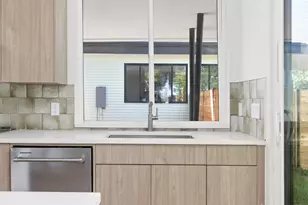 2903 Breeze, Austin, TX 78722 - Photo 15