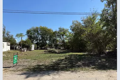 502 S Alamo Street, Bartlett, TX 76511 - Photo 3