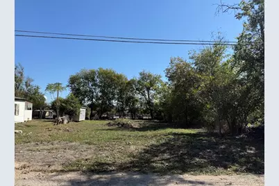 502 S Alamo Street, Bartlett, TX 76511 - Photo 5