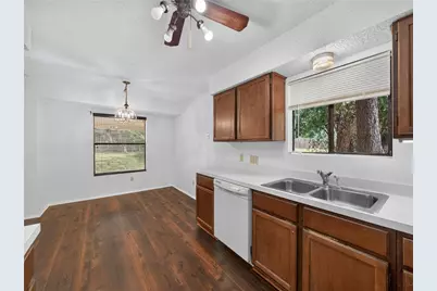 504 Pintail Lane, Taylor, TX 76574 - Photo 11