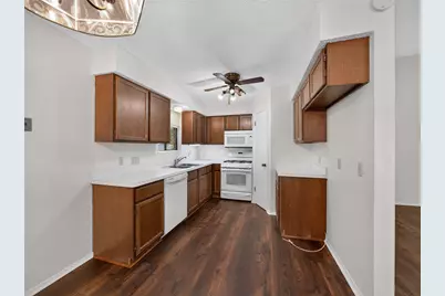 504 Pintail Lane, Taylor, TX 76574 - Photo 9