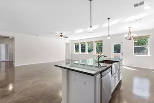 185 Valley Sierra Ln, Driftwood, TX 78619 - Photo 9