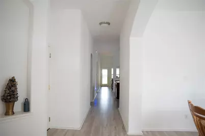 9305 Pioneer Forest Drive, Austin, TX 78744 - Photo 5