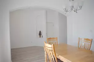 9305 Pioneer Forest Dr, Austin, TX 78744 - Photo 3