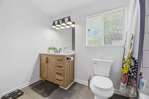 2408 Longview St, Austin, TX 78705 - Photo 15