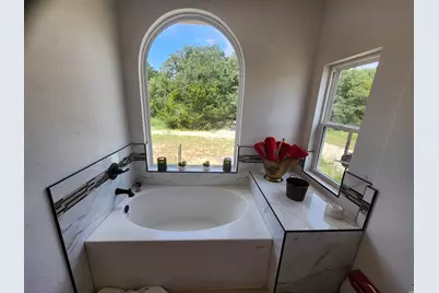 668 Fairview Drive, Rockdale, TX 76567 - Photo 29