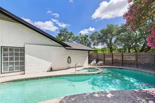6108 Shadow Valley Dr, Austin, TX 78731 - Photo 23