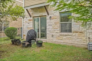 516 E Slaughter Ln, Austin, TX 78744 - Photo 25